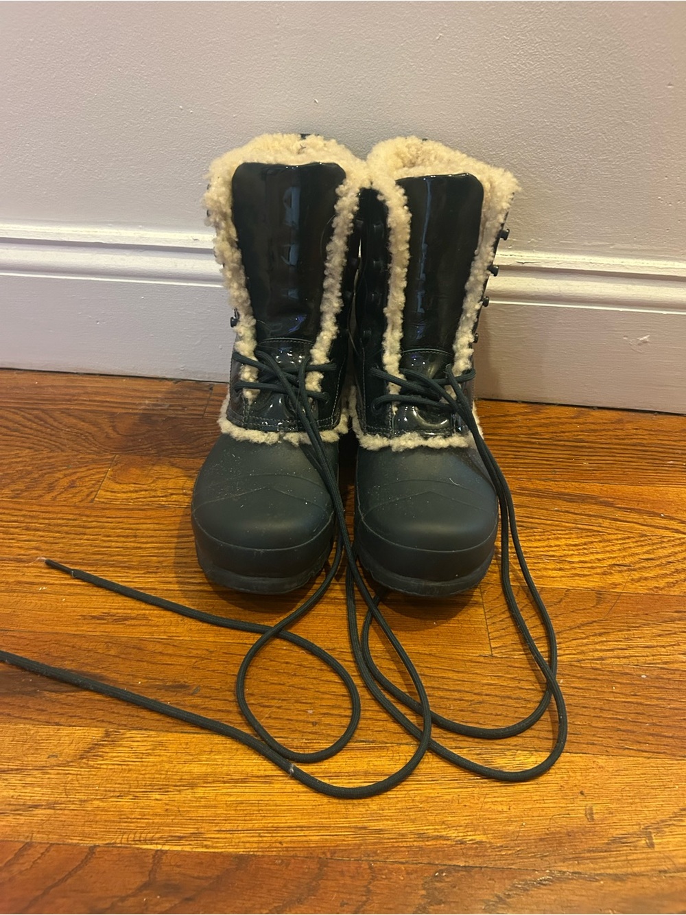 Hunter Dark Green Faux-Shearling Winter Boots